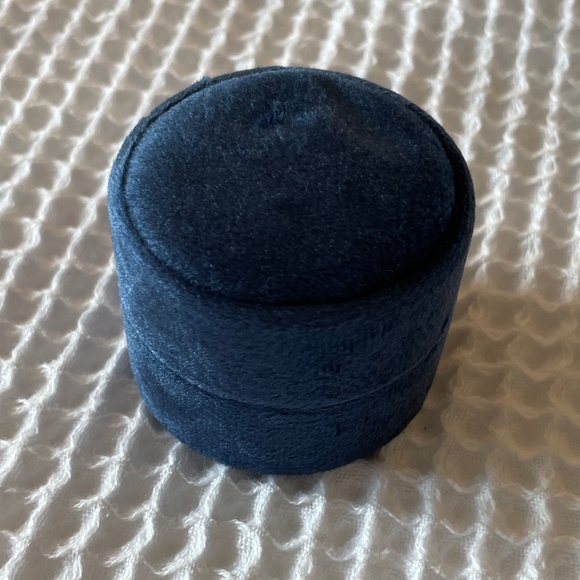 Circular Blue Velvet Ring Box (w/ Lid) - Picture 4 of 4
